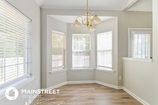 Photo - 7895 Pinefrost Ln