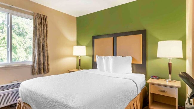 Photo - 2030 Craig Rd