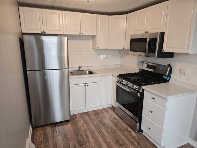 Photo - 10839 Perrin Rd
