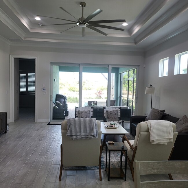 Photo - 6839 Saona CT