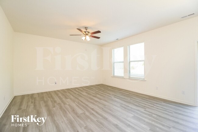 Photo - 5726 Beaver Pond Tl