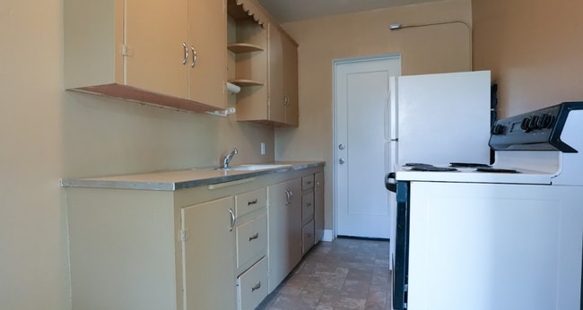 161 N Wilson St Unit 1