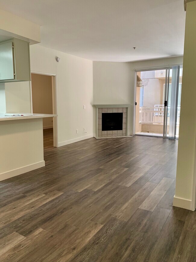 Photo - Amherst Manor