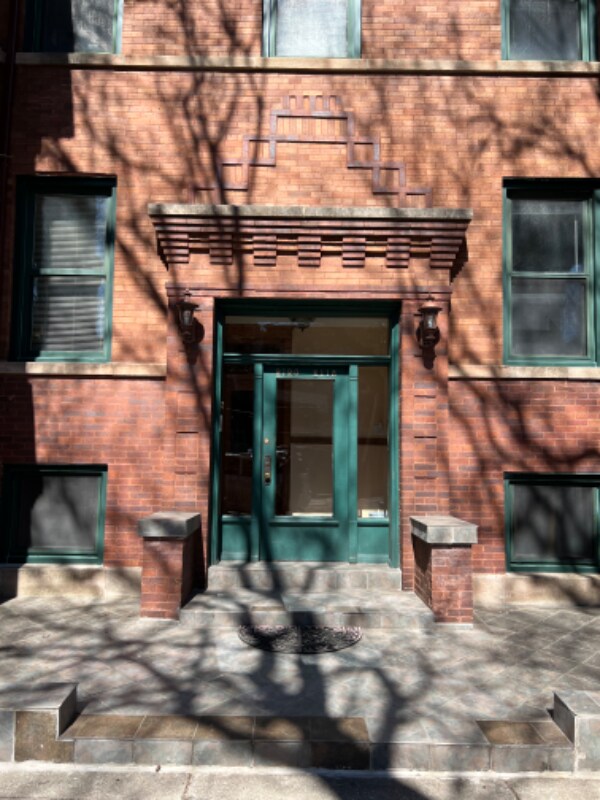 Photo - 2120 W Warner Ave Unit 2W