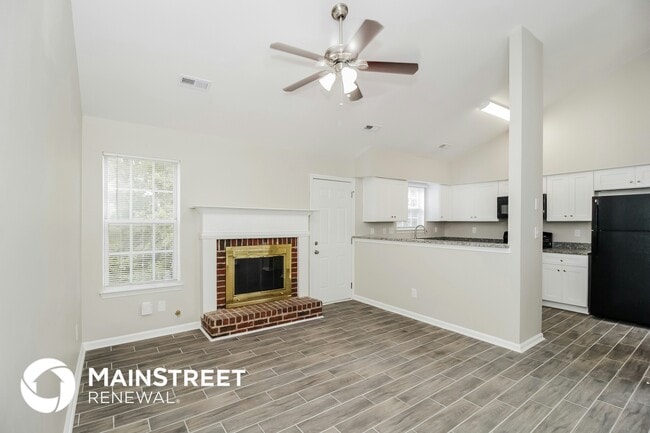 Photo - 7596 Briar Crest Ct