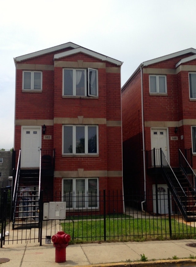 Building Photo - 502 S Oakley Blvd Unit A