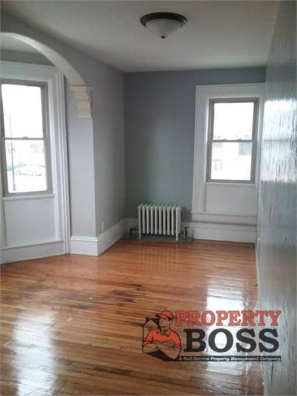 Photo - 802 Pine St