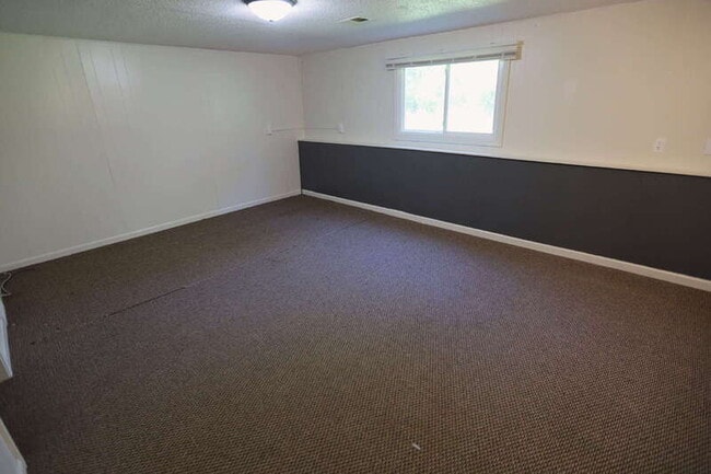 Photo - 2257 Countrywood Dr SE