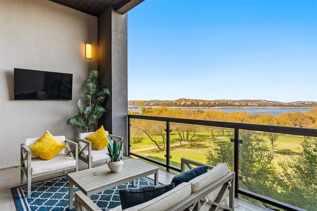 Photo - 5921 Hiline Rd Unidad 2304