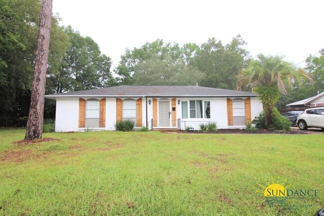 Stunning 4 Bedroom Home in Niceville! - Stunning 4 Bedroom Home in Niceville!