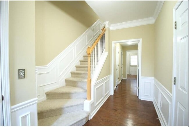 Photo - 3915 Howell Park Rd