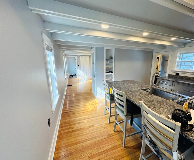 Photo - 21 Union St Unidad B