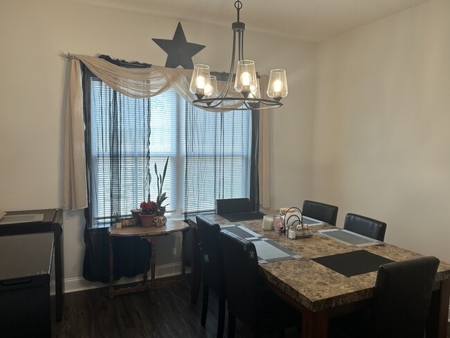 Photo - 345 Mcclelland Lp NE