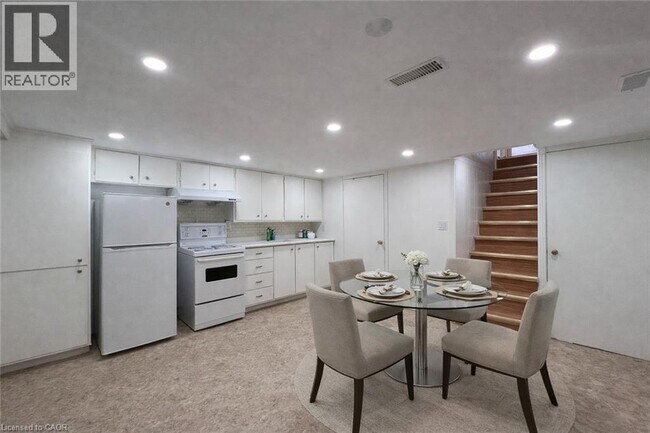 Photo - 148 Siebert Ave