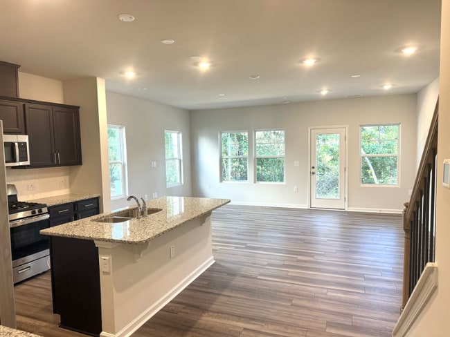 Photo - 269 Peebles Dr