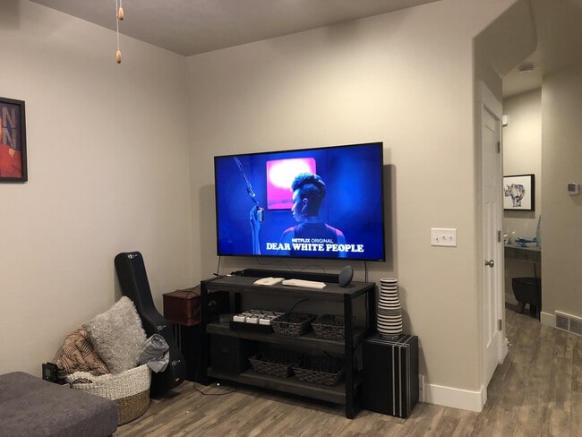Photo - 703 S 1803 W