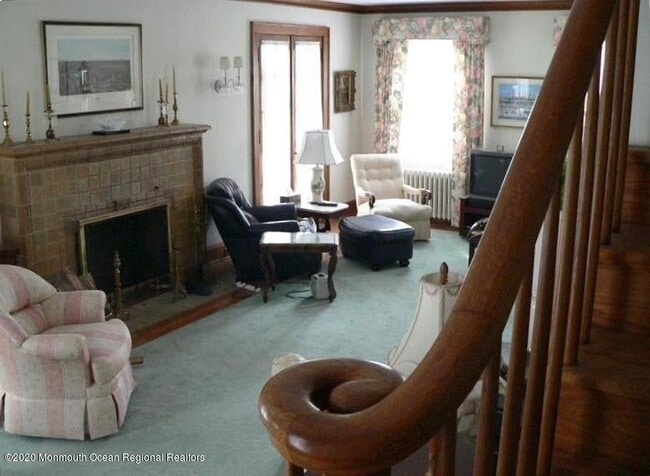 Photo - 212 Monroe Ave