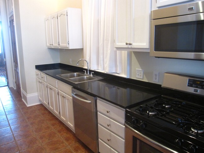 kitchen - 124 Cortez N St Apartment Unit 124