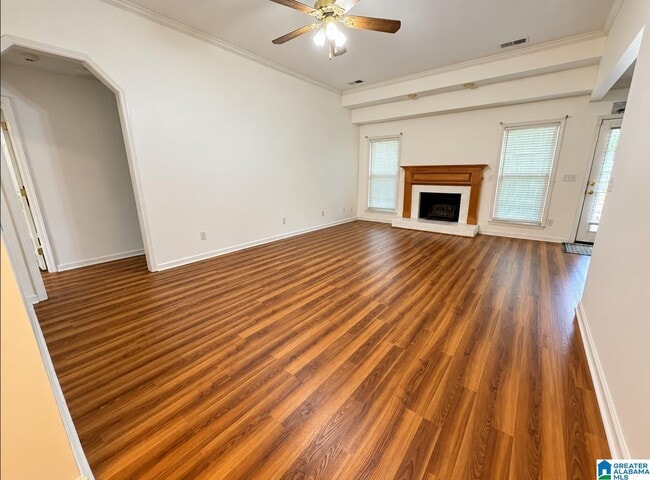 1345 Moss Rose Ln