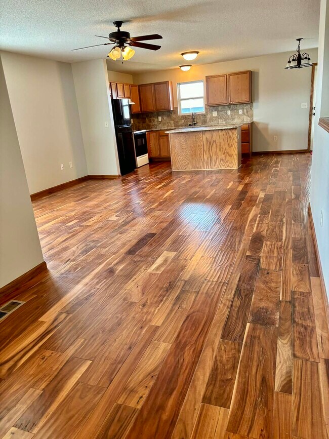 Photo - 2709 N Piatt Ave