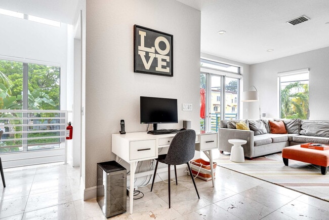 Photo - 1412 SE 2nd St Unidad ID1018675P