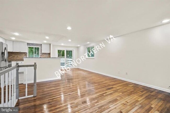 Photo - 8461 Yellow Leaf Ct