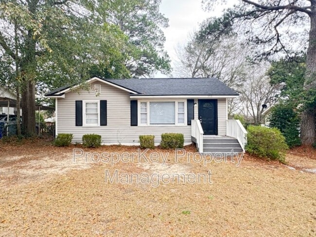 Building Photo - 5710 August Ave