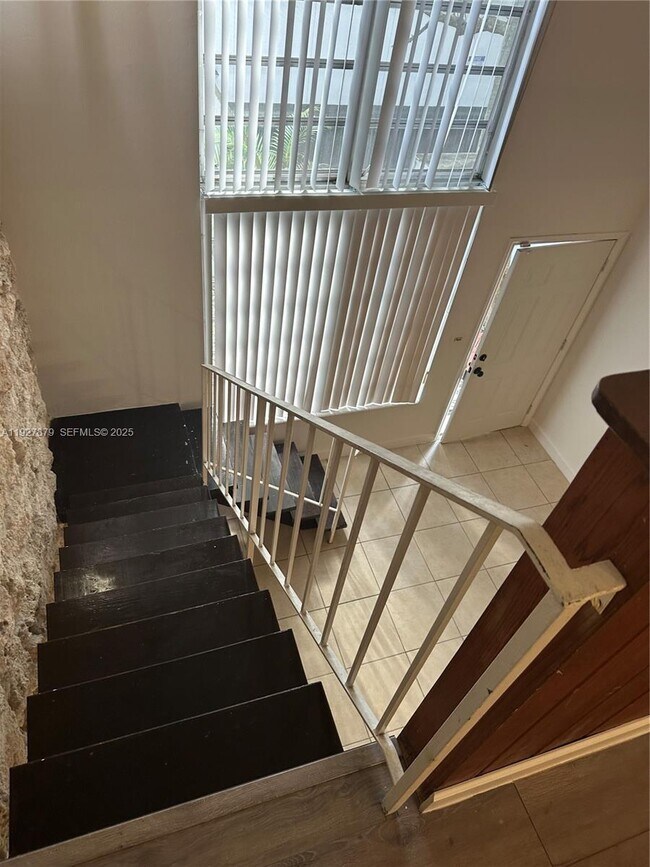 Photo - 1514 Salzedo St Unit 2