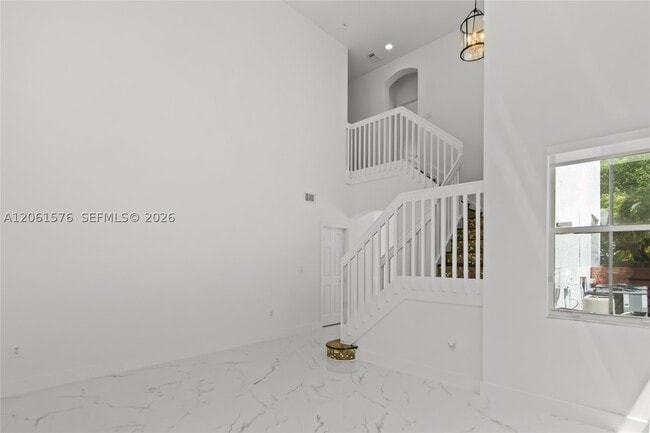 Photo - 16001 SW 43rd Terrace