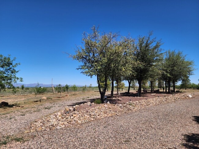 Photo - 1050 W Rochin Rd