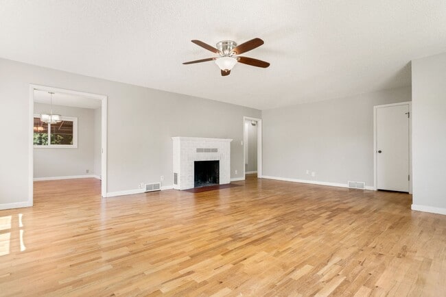 Photo - 4 Bedroom 2 Bath