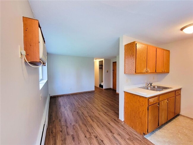Photo - 2637 Pleasant Ave Unit 2