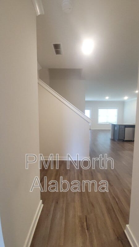 Photo - 7203 Chatfield Wy NW