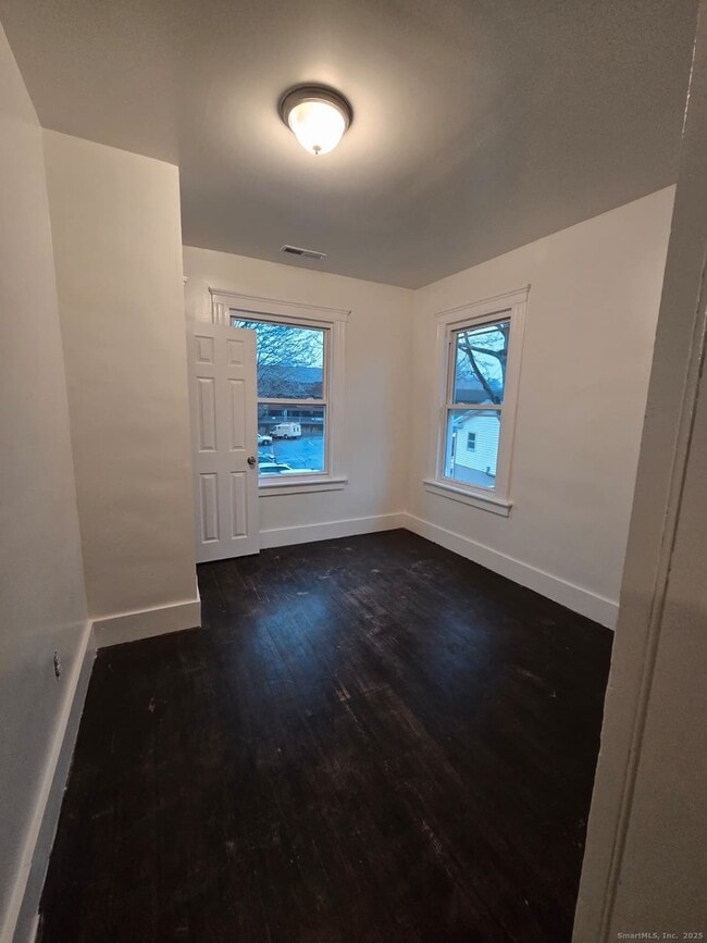 Photo - 75 Curtis St Unit 2