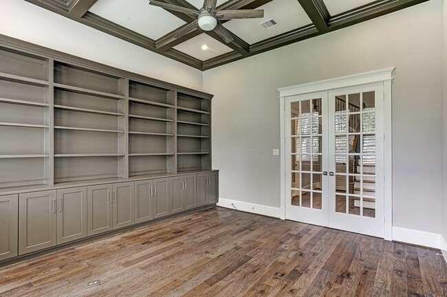 Photo - 325 Bunker Hill Rd