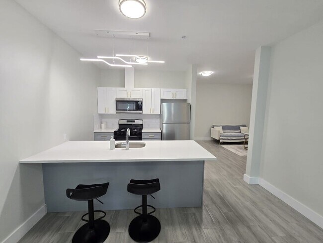 Photo - 130 Ellis Ave Unidad 203