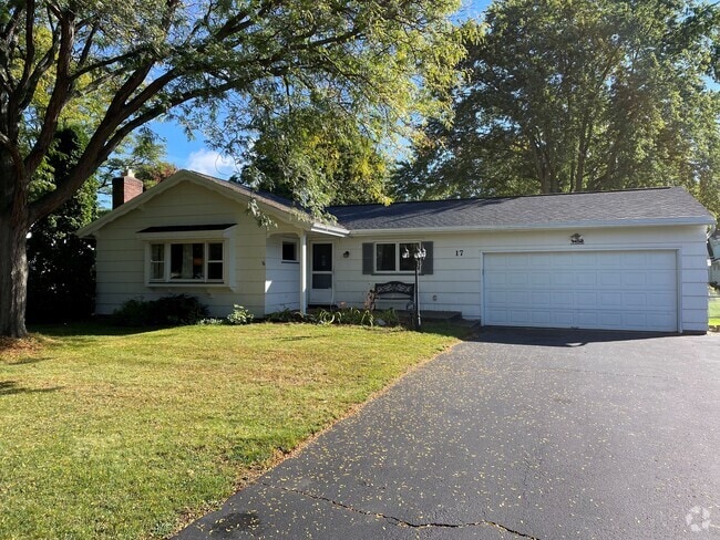 Building Photo - 17 Bellmawr Dr Rental
