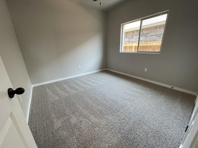 Photo - 8022 Calma St