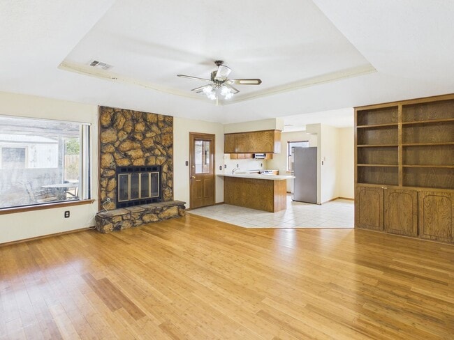 Photo - 807 NW 68th St