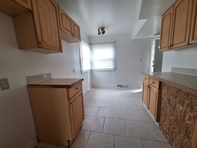 Photo - 3890 Poplar Ave