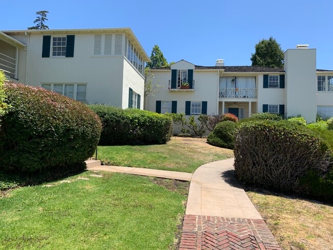 Photo - 1743 Spruce St Unit 1743