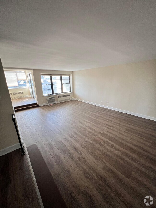 Building Photo - 190 1st St Unit 5B Rental