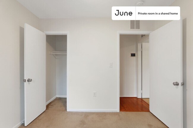 Photo - Room in Shared 5 bed/2 bath home Unit 2C