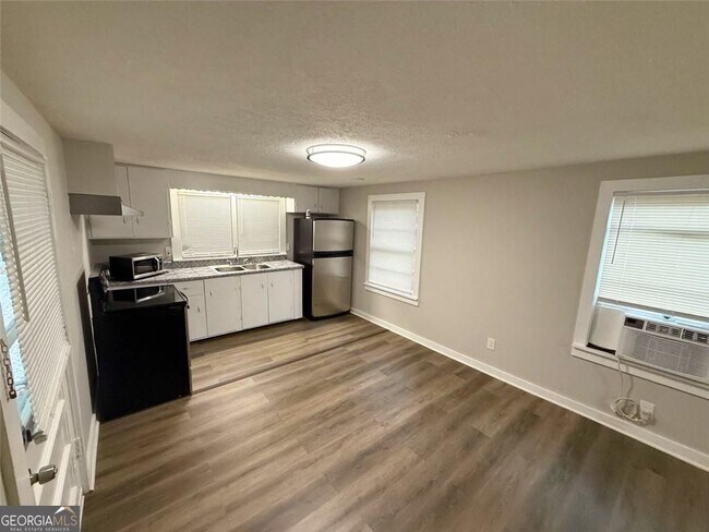 Photo - 108 Lambert Dr