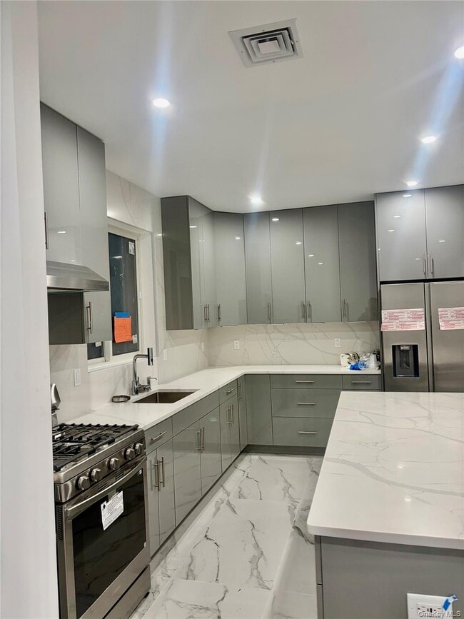 Photo - 15 Potomac St