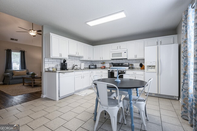 31 Middleton Ct SE