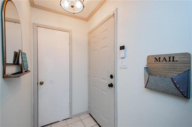 Photo - 5157 Roswell Rd NE Unidad 2