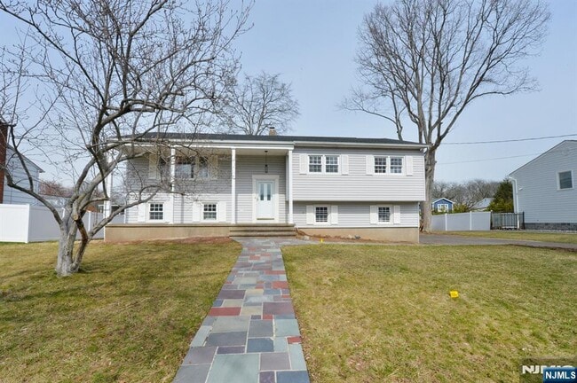Building Photo - 269 Columbia Terrace