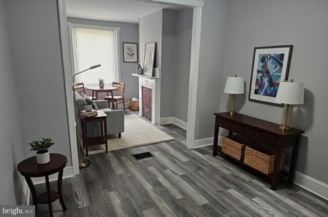 Photo - 2918 N Taylor St