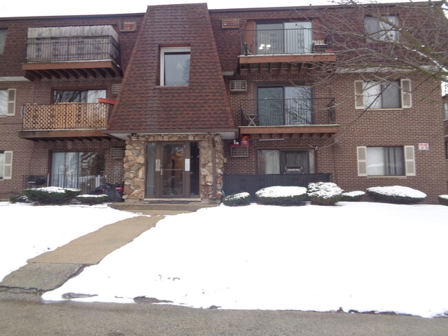 Photo - 10516 Highland Ave Condominio Unidad 3B